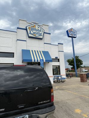 White Castle by null