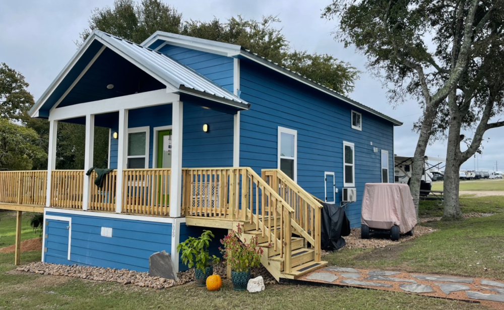 Slide of Texas Size Tiny Homes