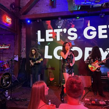 Nudie's Honky Tonk - Rock Band playing covers - Bars Near Me - Nashville, Tennessee