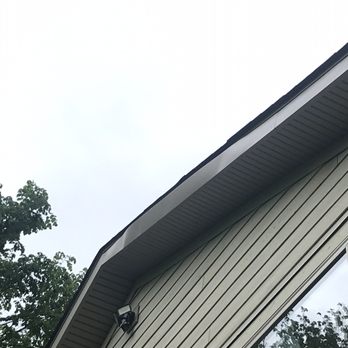 Kmc Vinyl Siding - Fascia coming loose from Fascia Board. - Siding Near Me - Borden, Indiana