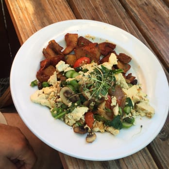 Chow - Tofu Scramble - Yum! - Breakfast & Brunch Near Me - Bend, Oregon