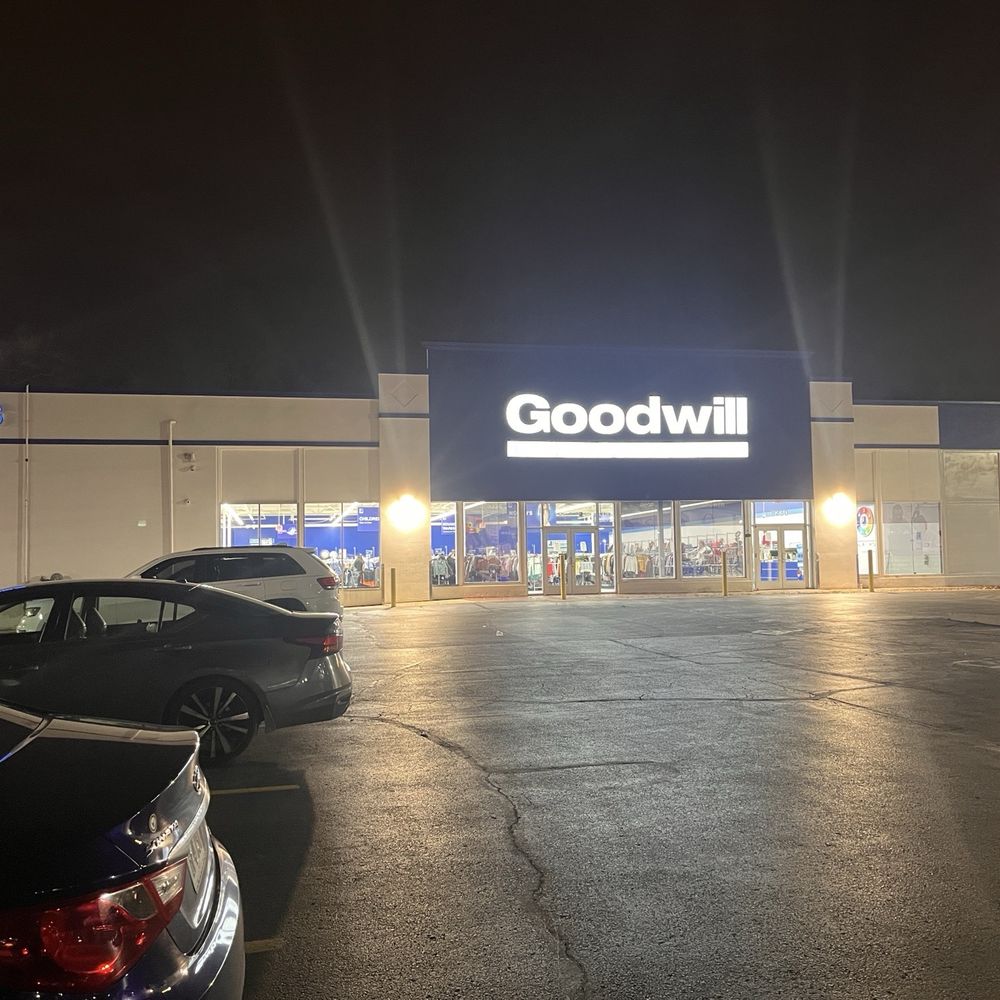 Goodwill Waldo - Storefront - Thrift Stores Near Me - Kansas City, Missouri