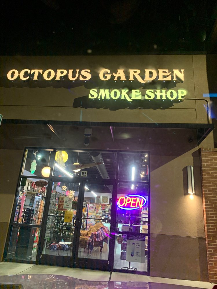 OCTOPUS GARDEN 78 Weaver Village Way, Weaverville, North Carolina