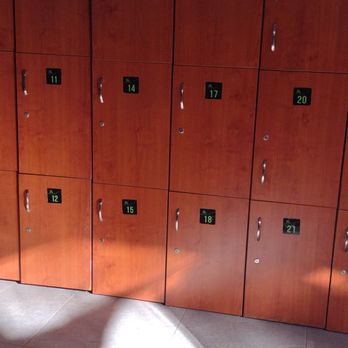 Big Apple Gym - Lockers - Gyms Near Me - Puerto Vallarta, JAL