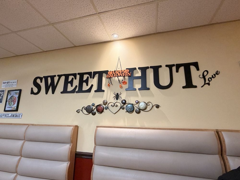 Sweet Hut Cafe