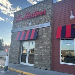 Tim Hortons - Entrance