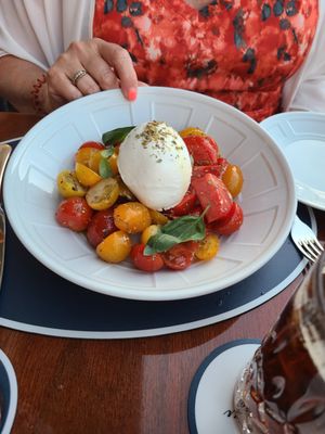 Picteau Bistrot & Cocktail Bar by null