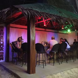 Baracuda Bar - Small bar but good deals
