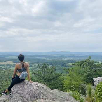 Sugarloaf Mountain - Hiking Near Me - Dickerson, Maryland