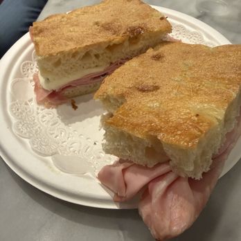 Best Sicily Bottega - Palermo Focaccia - Olive Oil Near Me - New York, New York Best Sicily Bottega - Palermo Focaccia - Olive Oil Near Me - New York, New York
