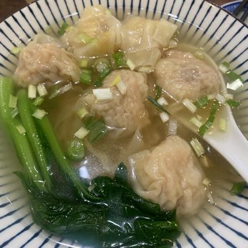 Nom Nom Bistro - Pork & Shrimp Wonton Noodle - Dim Sum Near Me - Millbrae, California