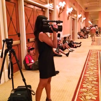 Front Gate Tickets - Reporter from Fox 5 Las Vegas - she did a segment earlier about the EDC 2016 ticket delays- too bad she missed the stampede up the escalator - Ticket Sales Near Me - Austin, Texas Front Gate Tickets - Reporter from Fox 5 Las Vegas - she did a segment earlier about the EDC 2016 ticket delays- too bad she missed the stampede up the escalator - Ticket Sales Near Me - Austin, Texas