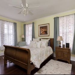 Sunflower Retreat - Bedroom in the into the mystic suite