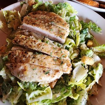 The Old Spaghetti Factory - Ceasar Salad with Chicken - Italian Near Me - Fullerton, California