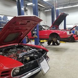 Crosstown Auto Repair - Crosstown Auto Repair in Burnsville, MN offers alignments, brakes, tune-ups, batteries, oil changes, tire repair and more.