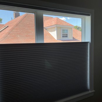ABC Shades & Blinds - Guest Room - Top Down/Bottom Up Honeycomb - Shades & Blinds Near Me ABC Shades & Blinds - Guest Room - Top Down/Bottom Up Honeycomb - Shades & Blinds Near Me