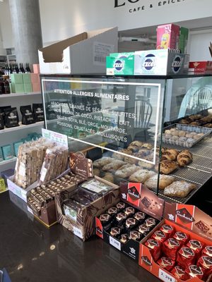 Lovina Café & Épicerie by null