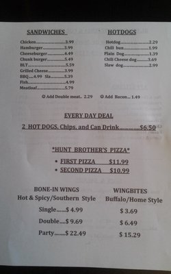 Black Bear Pizzeria & Country Store