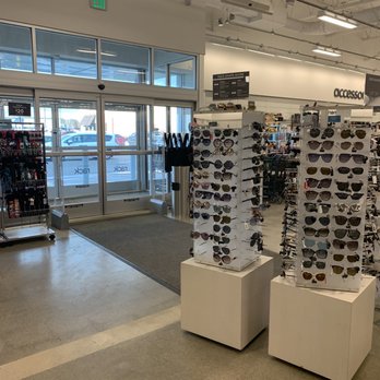 Nordstrom Rack - Shoe Stores Near Me - Orem, Utah