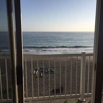 Beachfront Inn - Hotels Near Me - Brookings, Oregon Beachfront Inn - Hotels Near Me - Brookings, Oregon