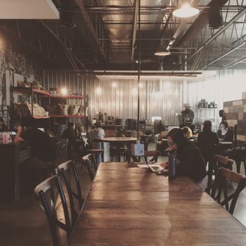 Lift Coffee Roasters - My study spot - Coffee & Tea Near Me - Riverside, California