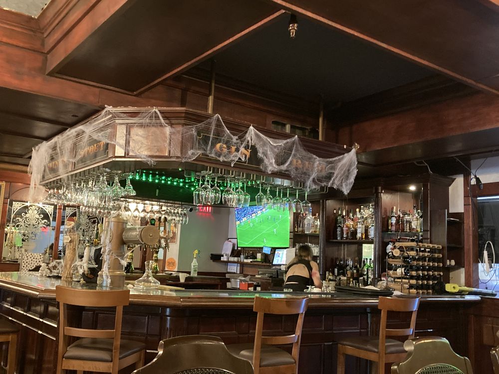 Celtic Irish Pub Image