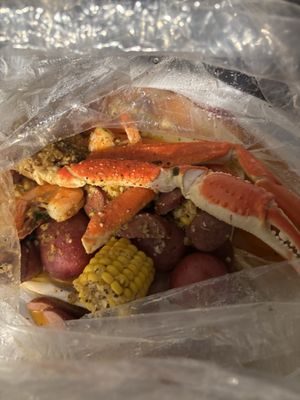 168 Crab & Karaoke by null