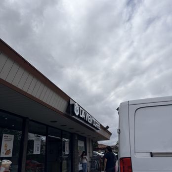 Da Vien Coffee - Front entrance of da vein coffee - Coffee & Tea Near Me - Milpitas, California