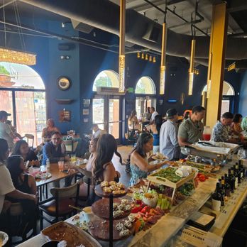 Dále Vino - Wine Bars Near Me - Pittsburg, California Dále Vino - Wine Bars Near Me - Pittsburg, California