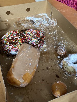 Donuts Plus by null