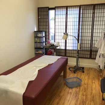 1. Kim Sarah Acupuncture