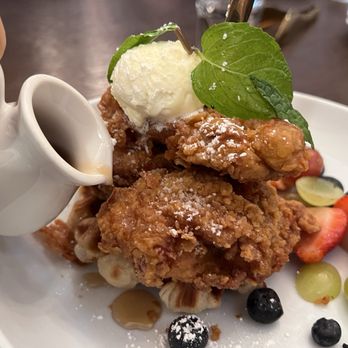 GIWA - Fried chicken croffle - yes please!! - Breakfast & Brunch Near Me - Santa Clara, California GIWA - Fried chicken croffle - yes please!! - Breakfast & Brunch Near Me - Santa Clara, California