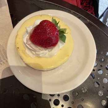 Urth Caffé - Orange - New York Cheesecake - Coffee & Tea Near Me - Orange, California