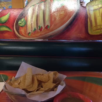 Salsa & Beer - Bean dip and salsa and a really cute booth.:) - Mexican Near Me - Van Nuys, California Salsa & Beer - Bean dip and salsa and a really cute booth.:) - Mexican Near Me - Van Nuys, California
