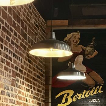 Bronx House Pizza - Decor - Sandwiches Near Me - St. Augustine, Florida Bronx House Pizza - Decor - Sandwiches Near Me - St. Augustine, Florida