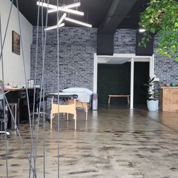 Single Orchid Studio