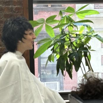Cutting Edge Salon - Hair Salons Near Me - New York, New York