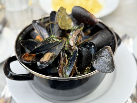 Bistro Jeanty by null