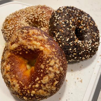 Mindy's Bakery - Bagels - Desserts Near Me - Chicago, Illinois