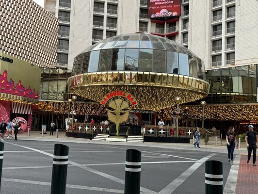 Carousel Bar by null