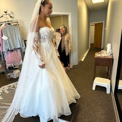 Saja Tailor - Wedding Dress in alterations.