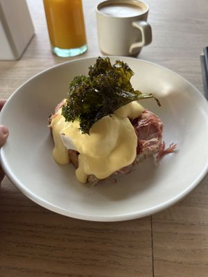 Pollen Bakery by null