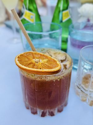 Le Bilboquet by null