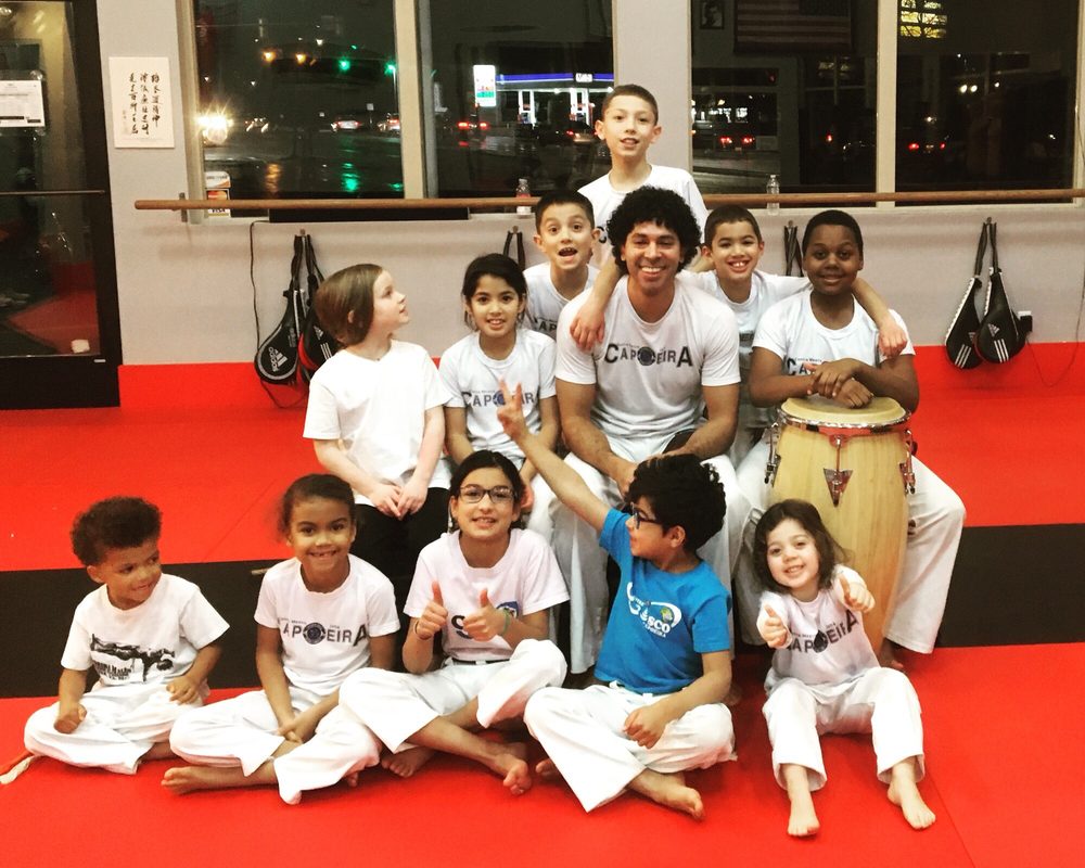Capoeira Males Renton Logo