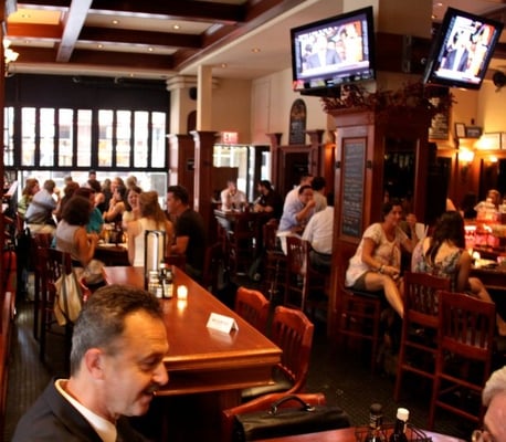 The Houndstooth Pub by null