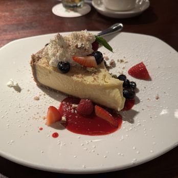 Pappadeaux Seafood Kitchen - Key Lime Pie - Seafood Near Me - Albuquerque, New Mexico