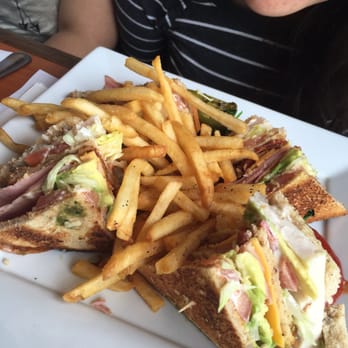 Café de la Flor - Club Sandwich - Cafeteria Near Me - Tijuana, BCN Café de la Flor - Club Sandwich - Cafeteria Near Me - Tijuana, BCN