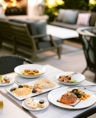 The Victor Restaurant and Bar by null
