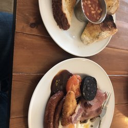 Caffe and Co - Builders breakfast