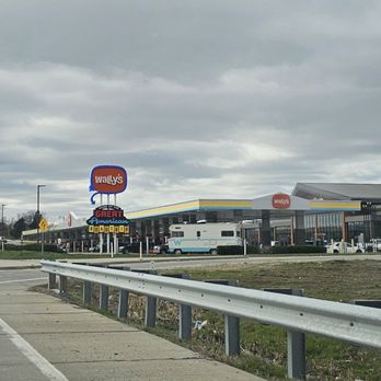 Wally's - Gas Stations Near Me - Fenton, Missouri